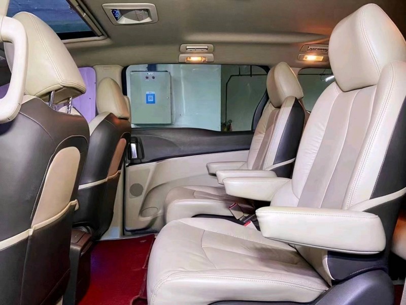 北京16年别克GL85