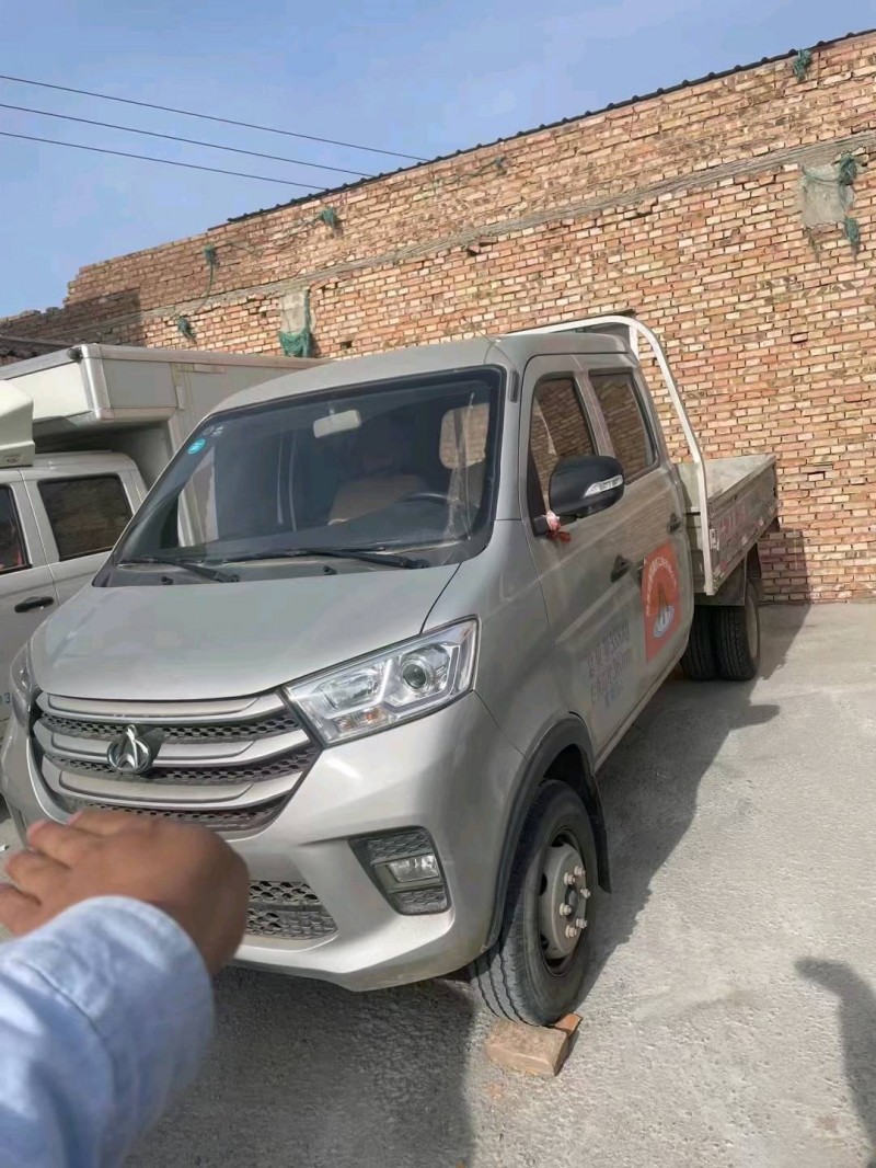 平涼20年長安汽車UNI-T1