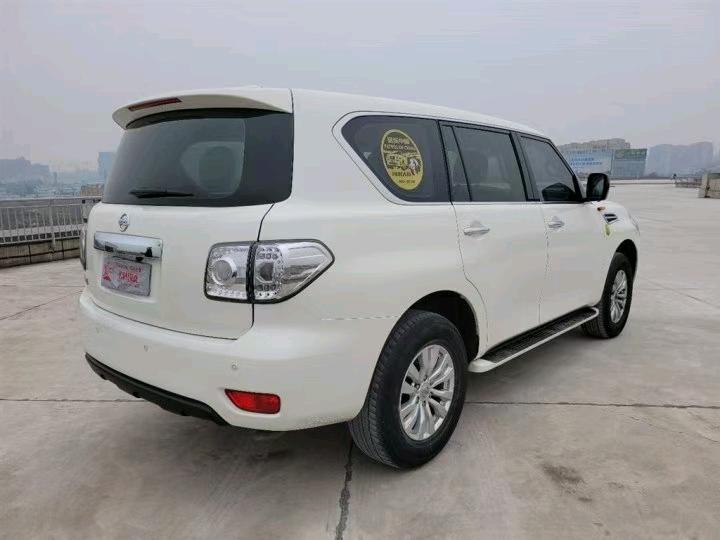平涼17年日產途樂7