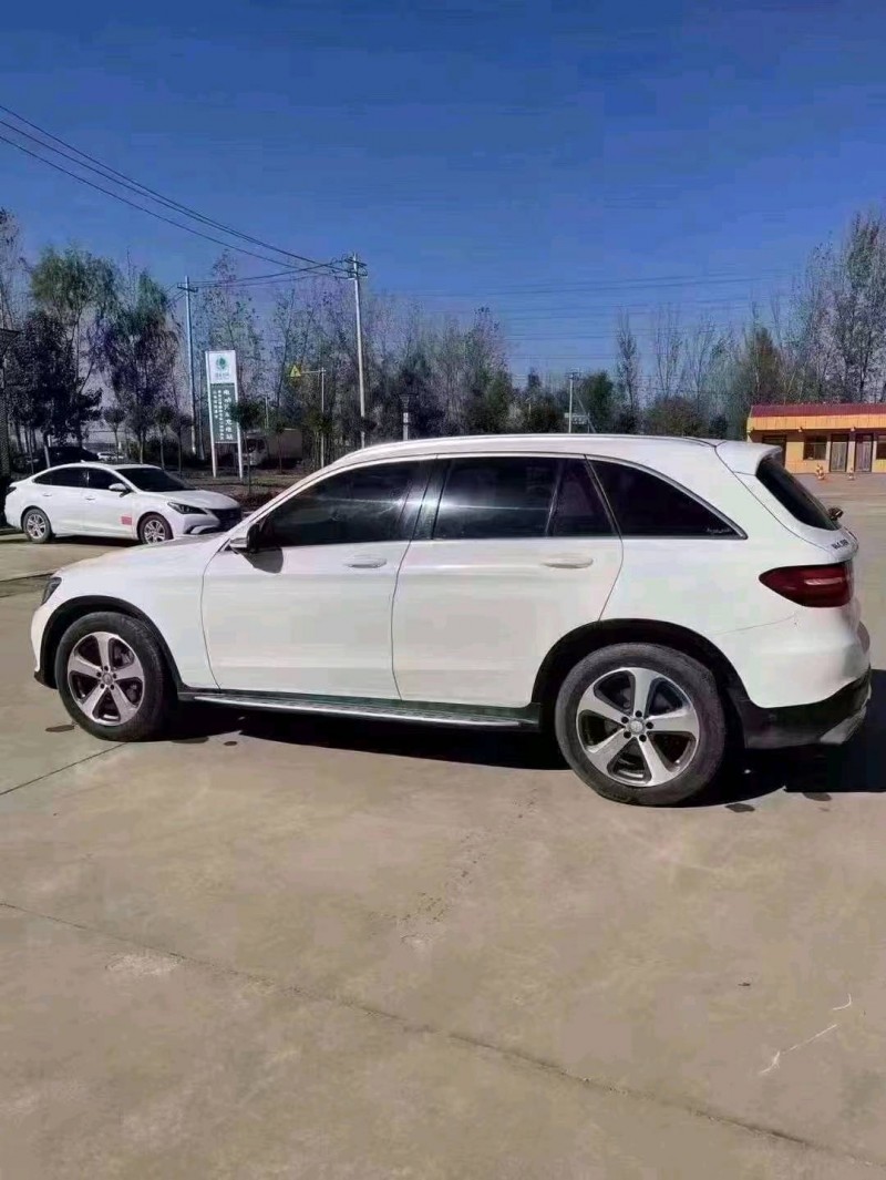 北京16年奔驰GLC1