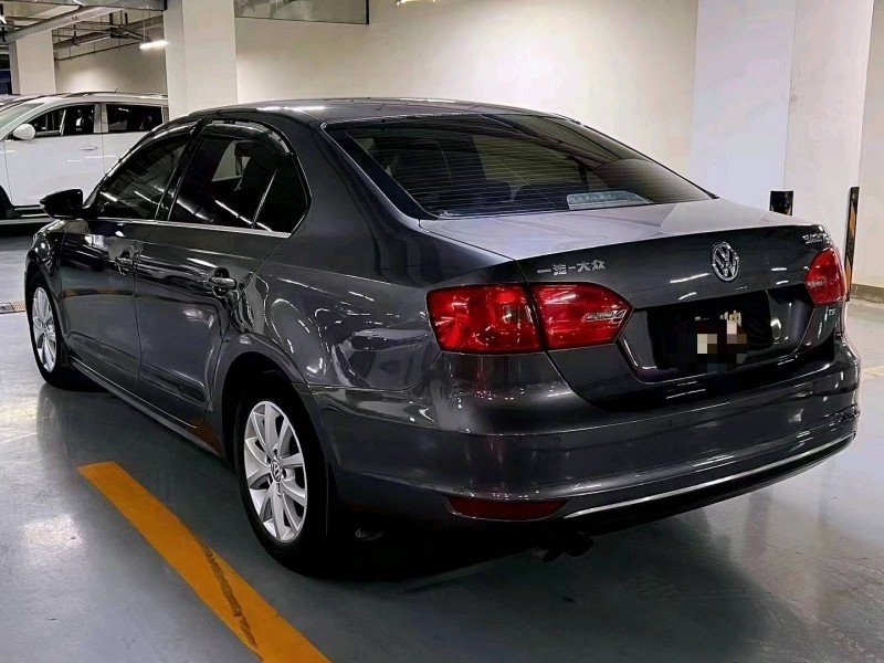 北京12年大众速腾8