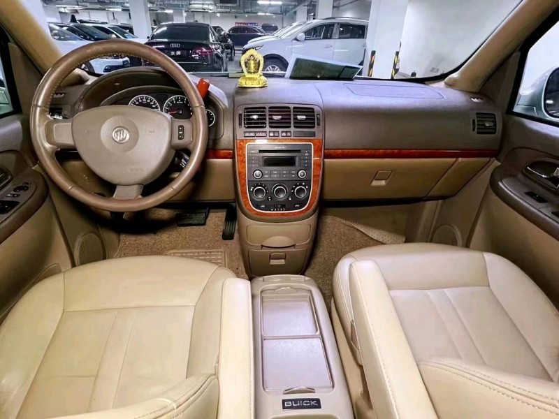 北京12年别克GL87