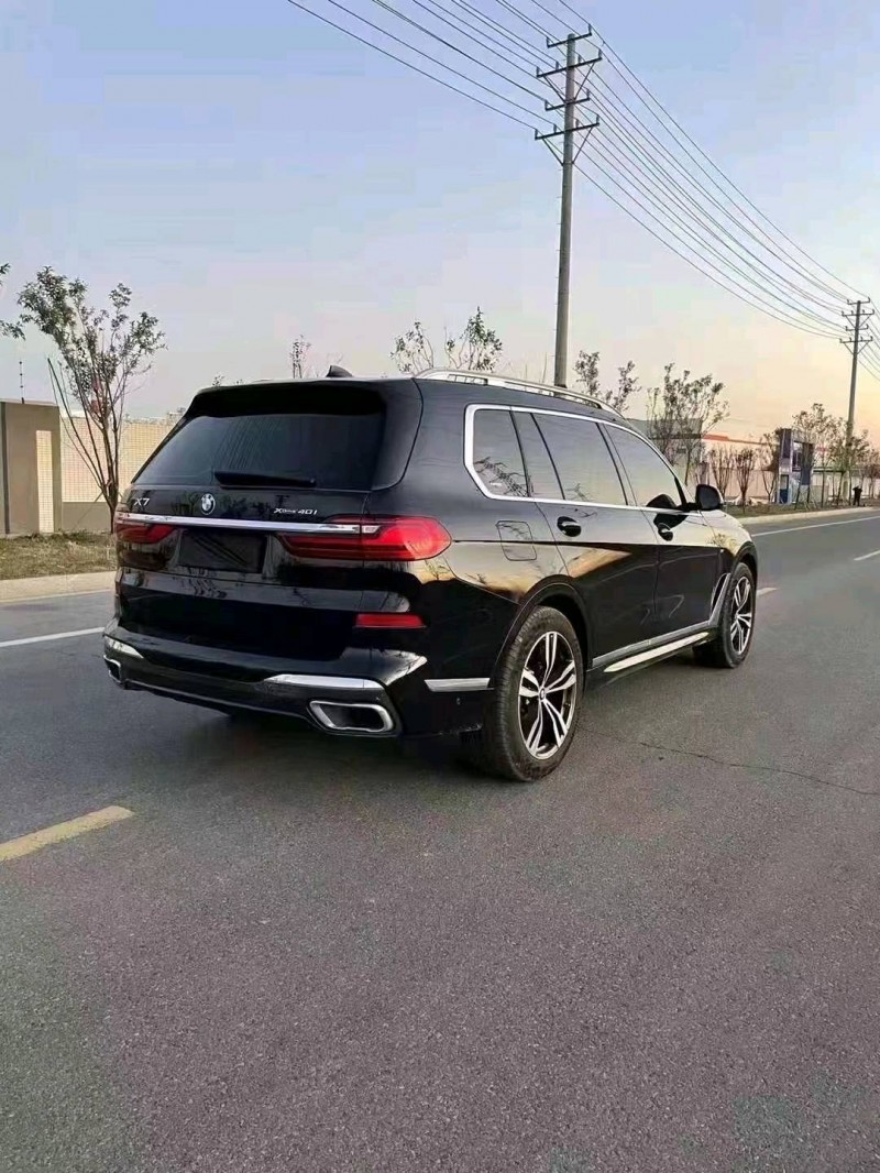 常州21年寶馬X78