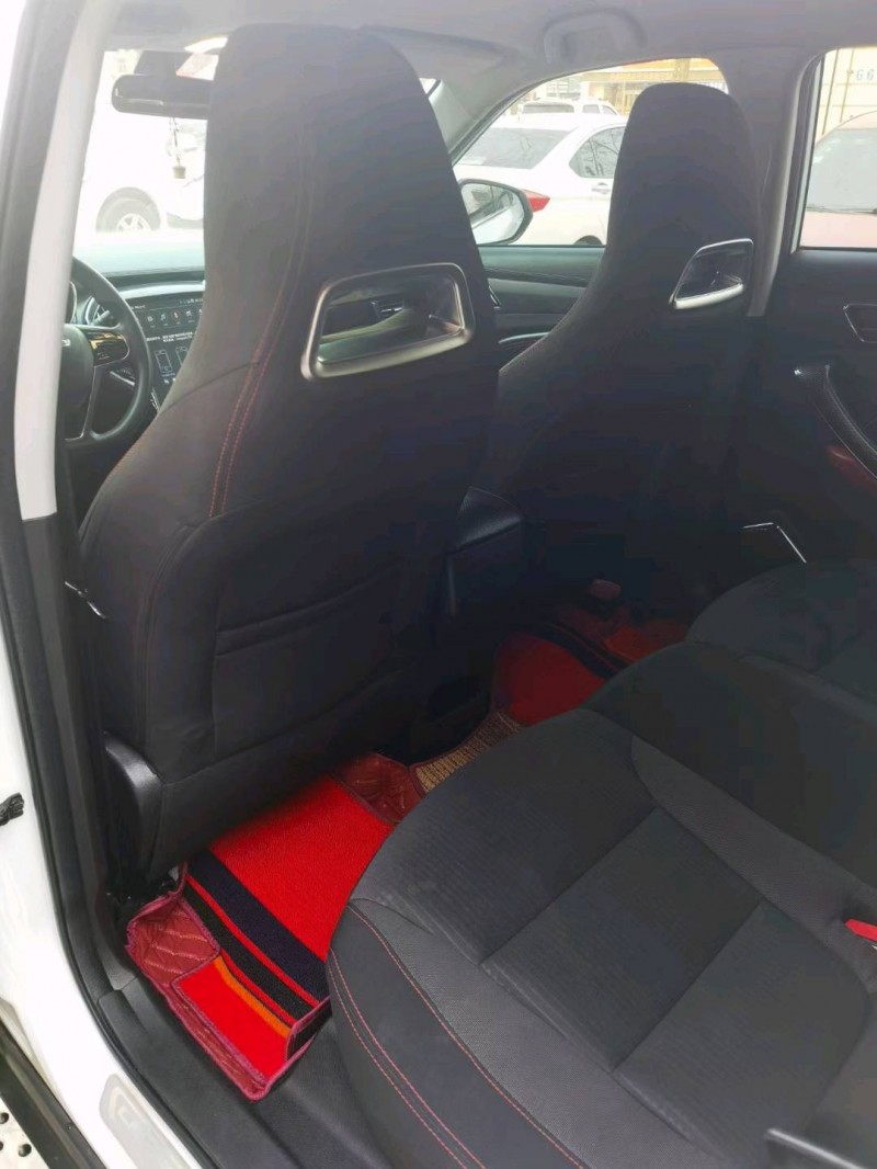 平涼19年獵豹汽車CS9新能源6