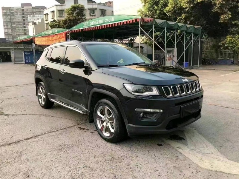 保定18年Jeep指南者2