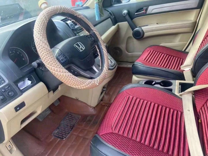 東營11年本田CR-V8