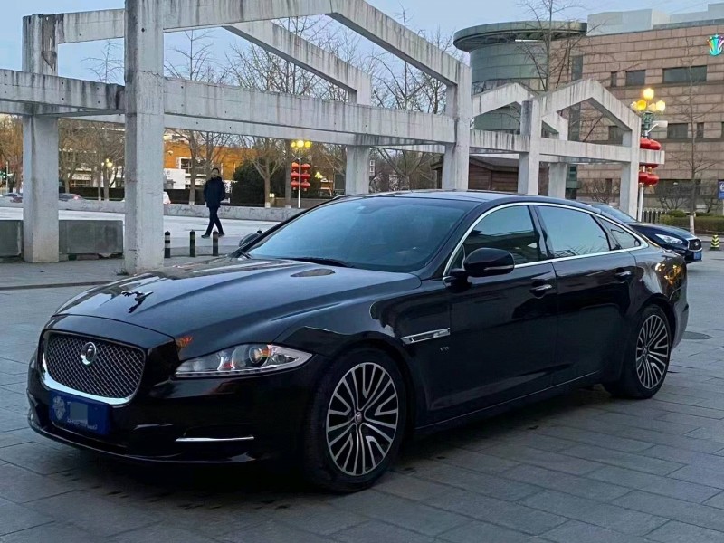 成都15年捷豹XJ3