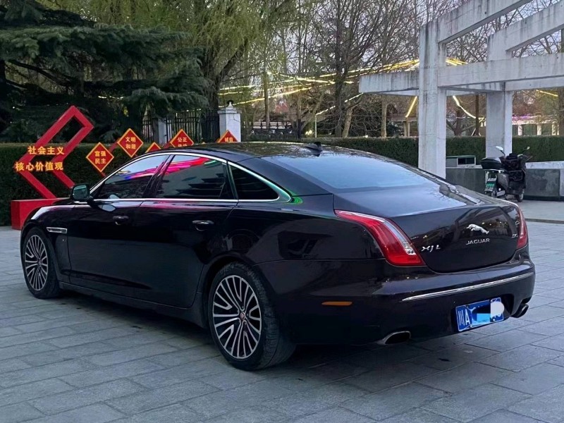 成都15年捷豹XJ4