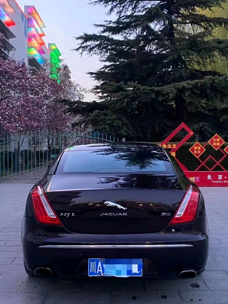 成都15年捷豹XJ5