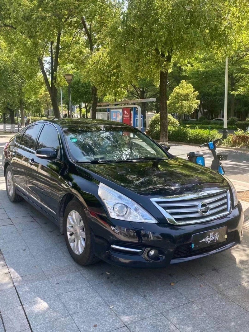 汕頭12年日產天籟4