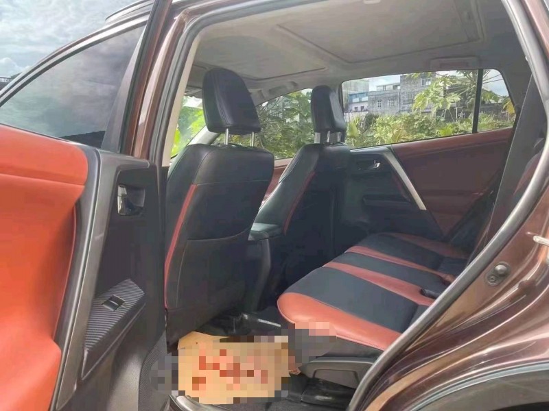 柳州15年豐田RAV4榮放6