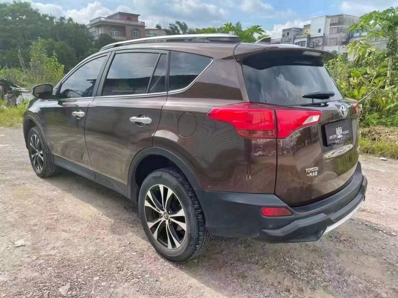 柳州15年豐田RAV4榮放7