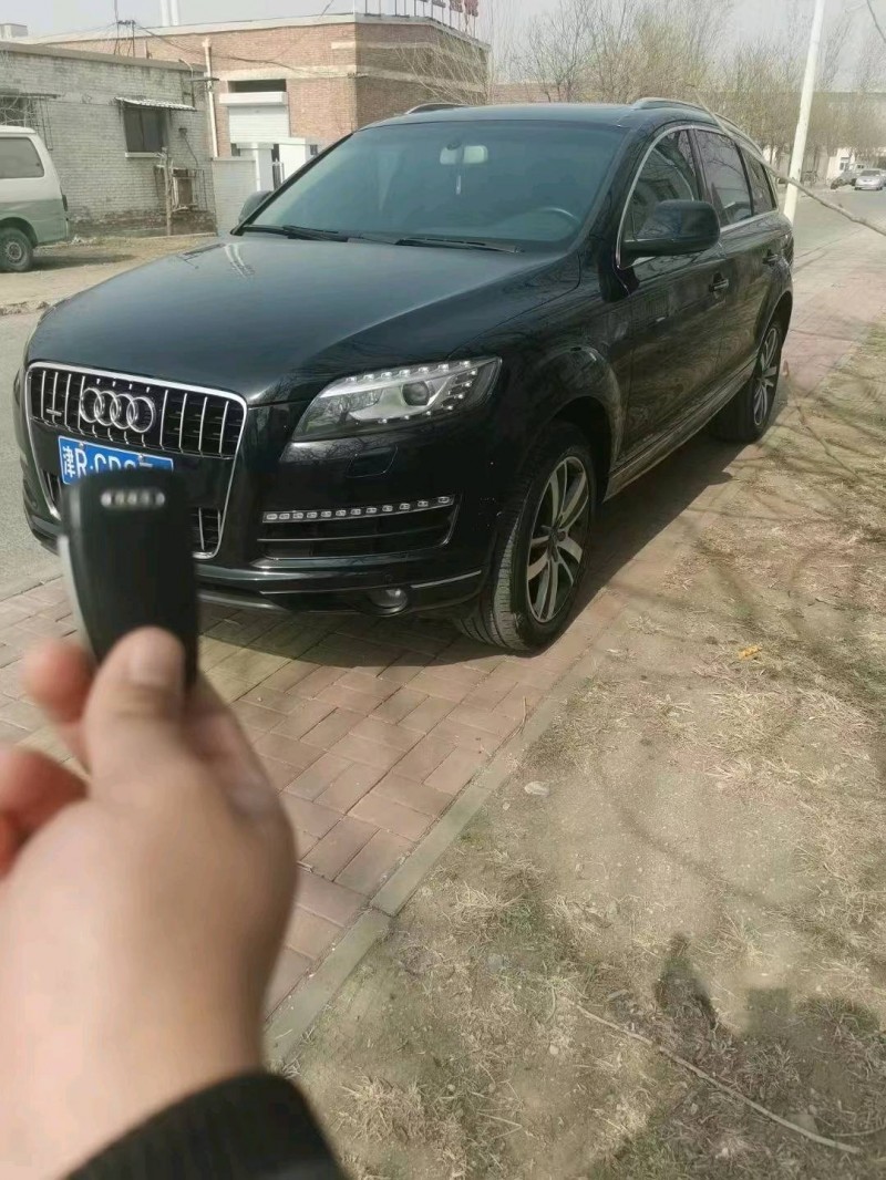 天津10年奧迪Q73