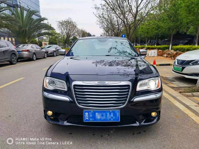 保山16年克萊斯勒300C1