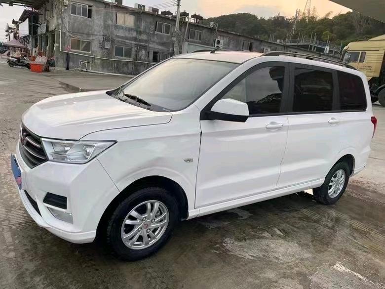 深圳21年五菱汽車宏光2