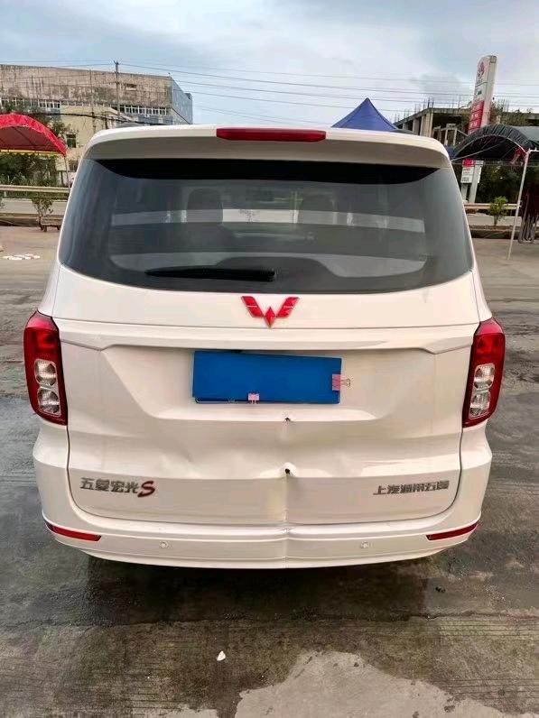 深圳21年五菱汽車宏光3