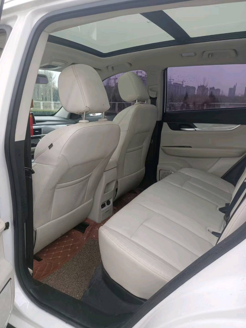 聊城18年漢騰汽車X52