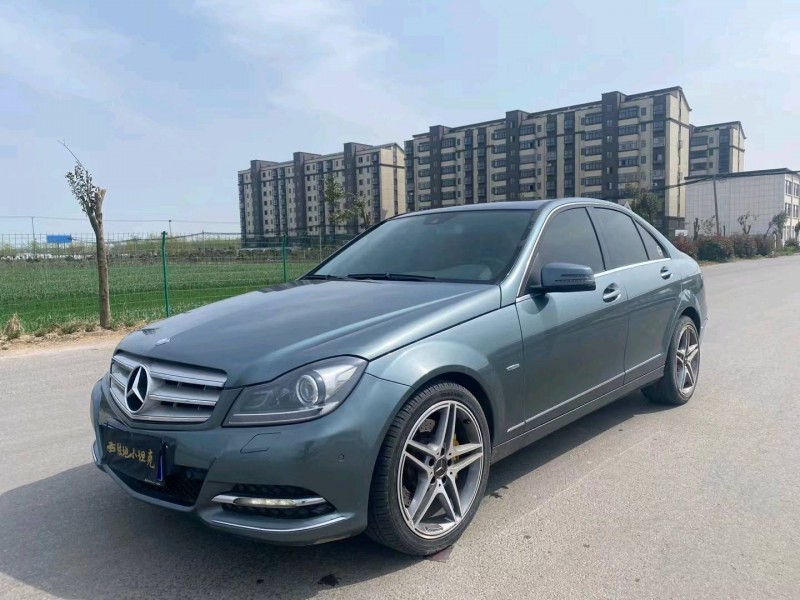 徐州11年奔驰C2