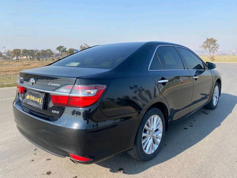 徐州15年丰田凯美瑞3