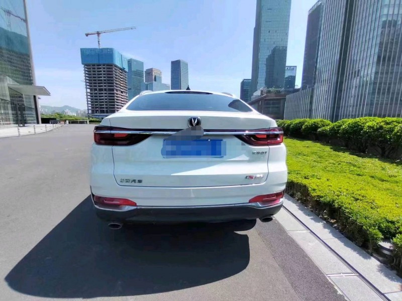 重慶21年長安汽車CS858