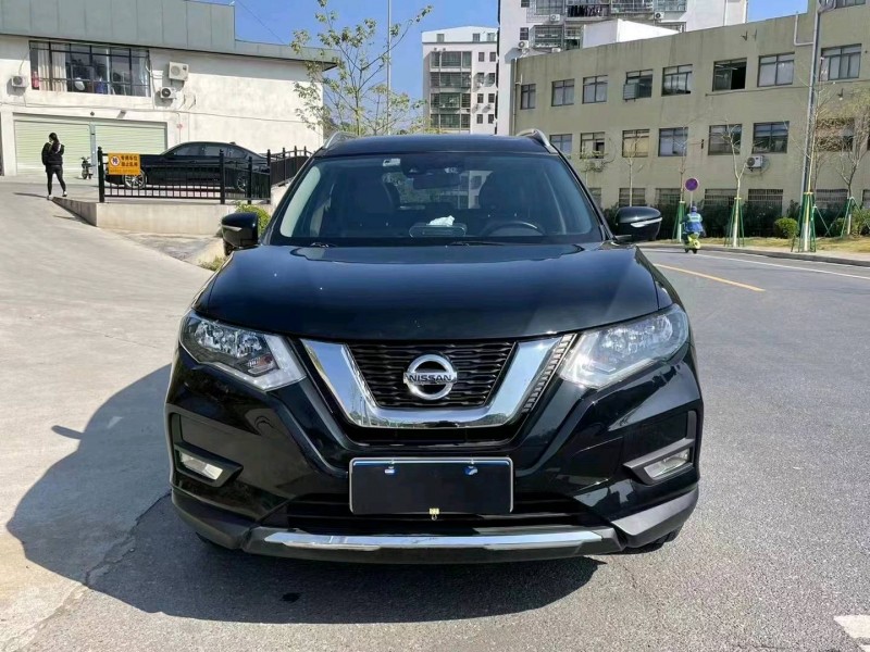 廣州20年日產奇駿1