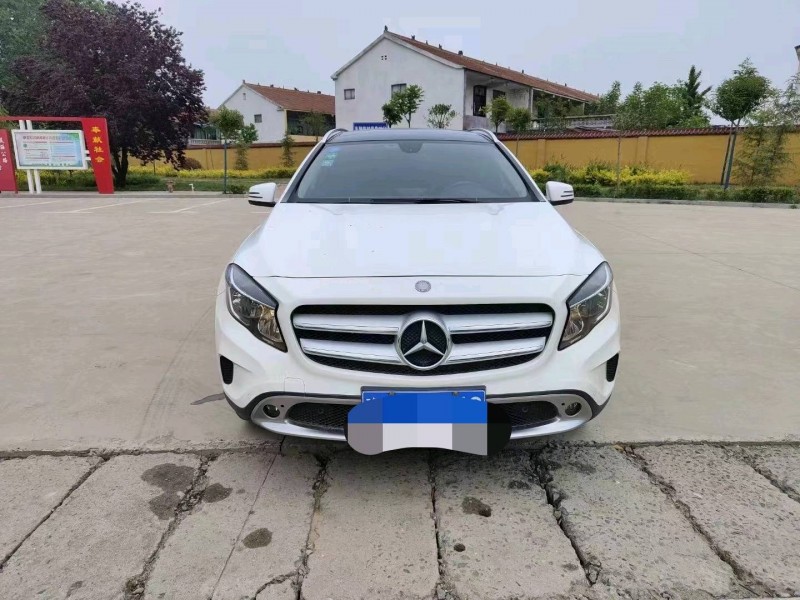 北京15年奔驰GLA1