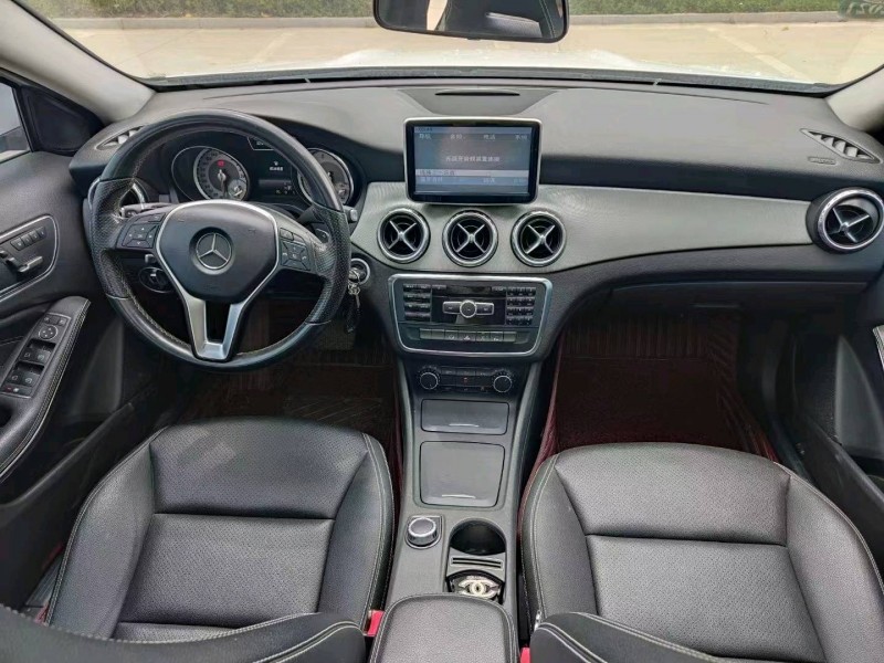 北京15年奔驰GLA5