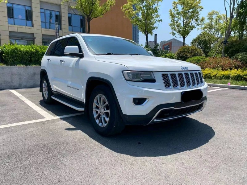 濟南14年Jeep大切諾基3