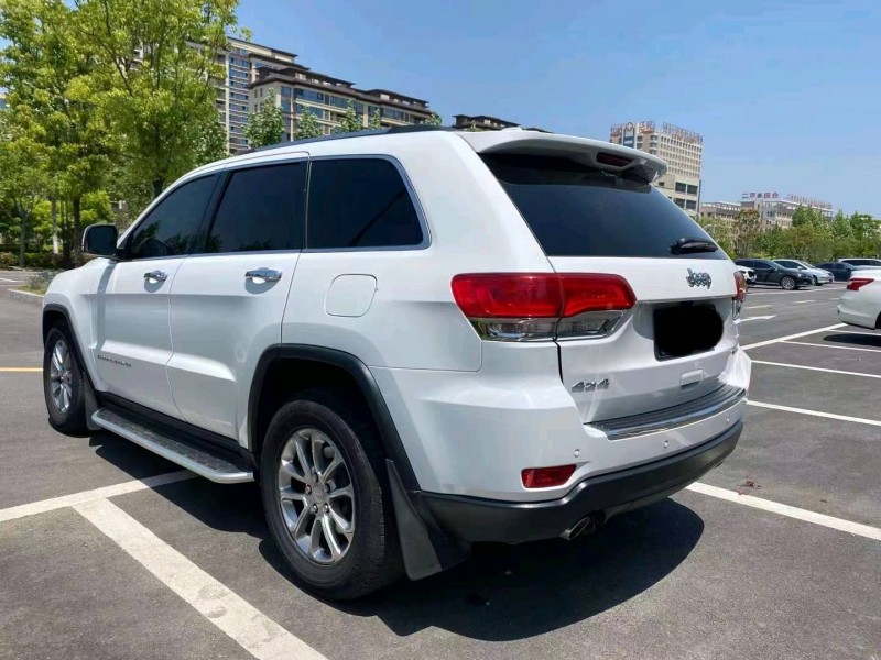濟南14年Jeep大切諾基9