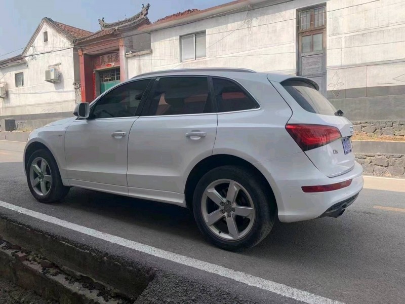 青島18年奧迪Q53