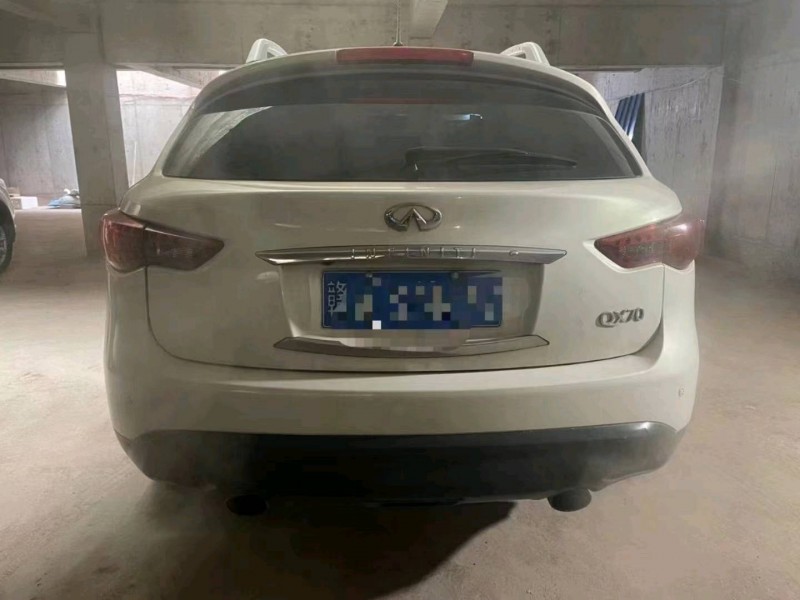 上饒14年英菲尼迪QX702
