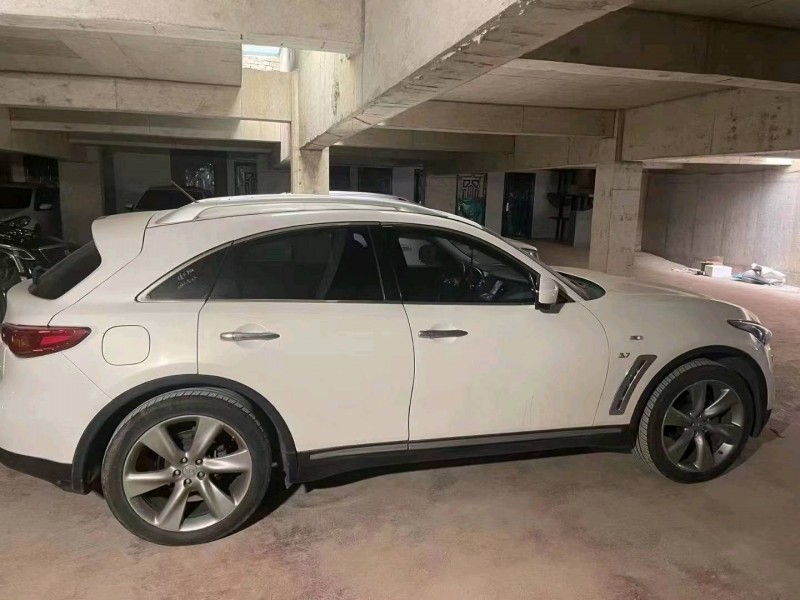 上饒14年英菲尼迪QX706