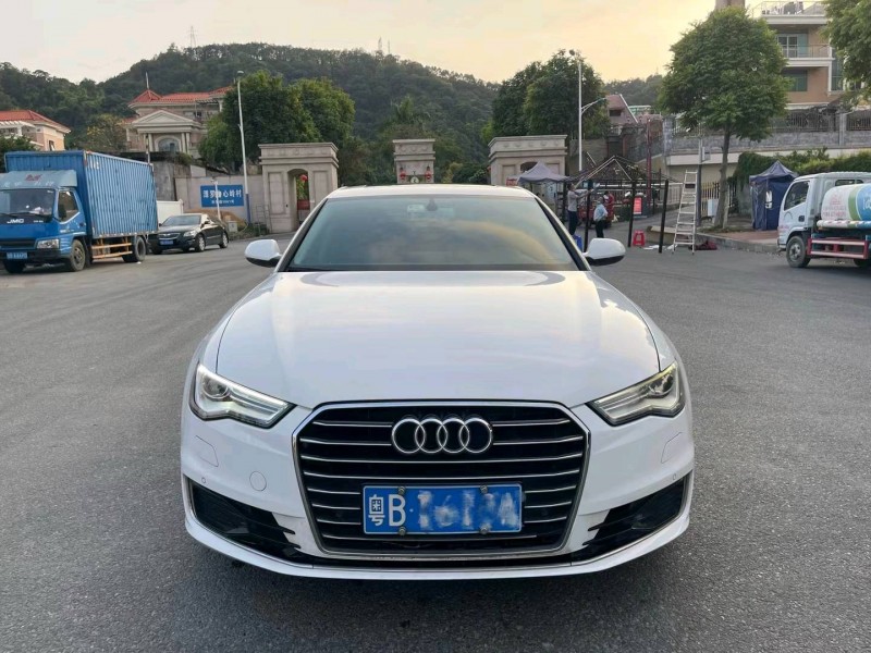 深圳17年奧迪A6L1