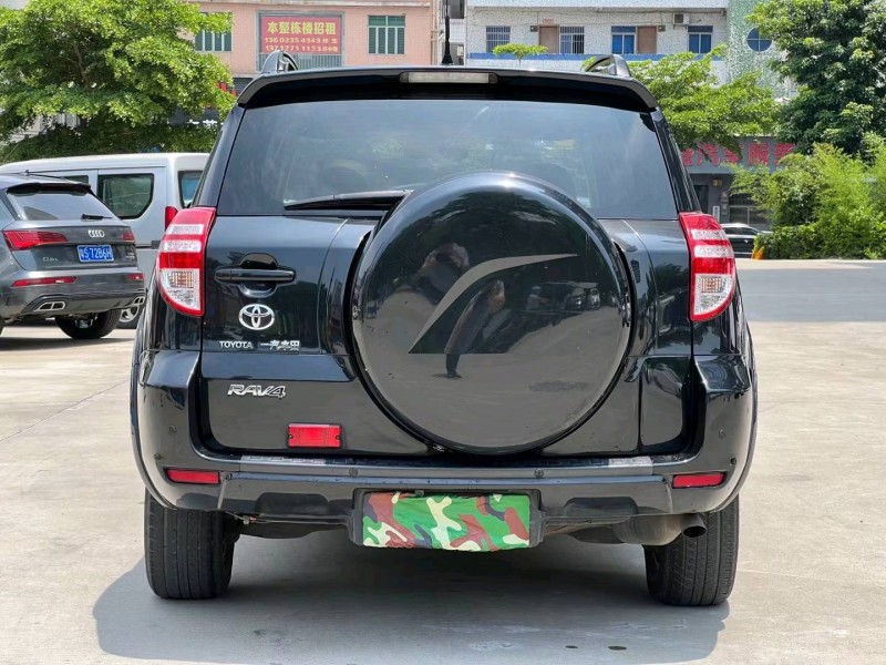 東莞13年豐田RAV49