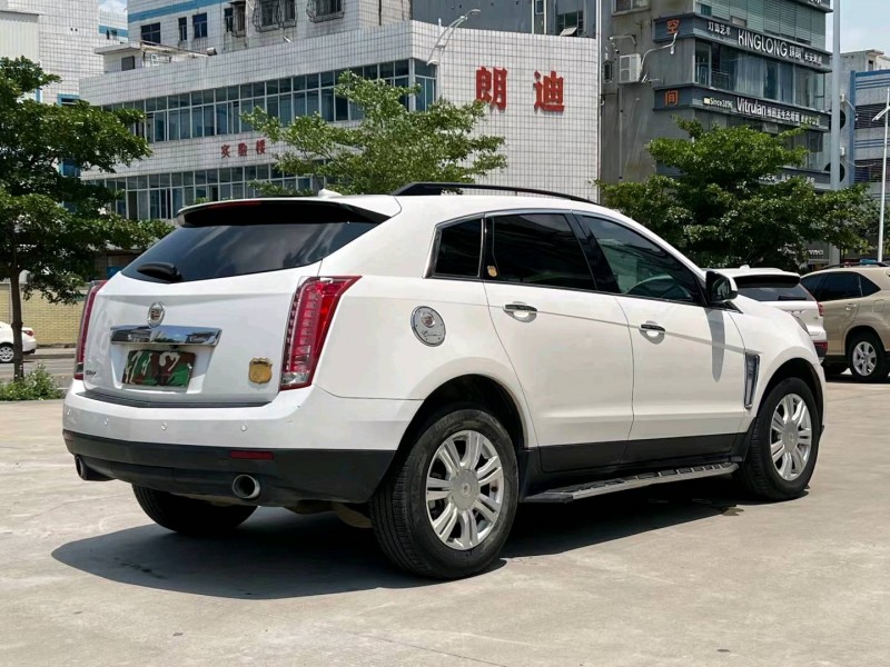 東莞14年凱迪拉克SRX8