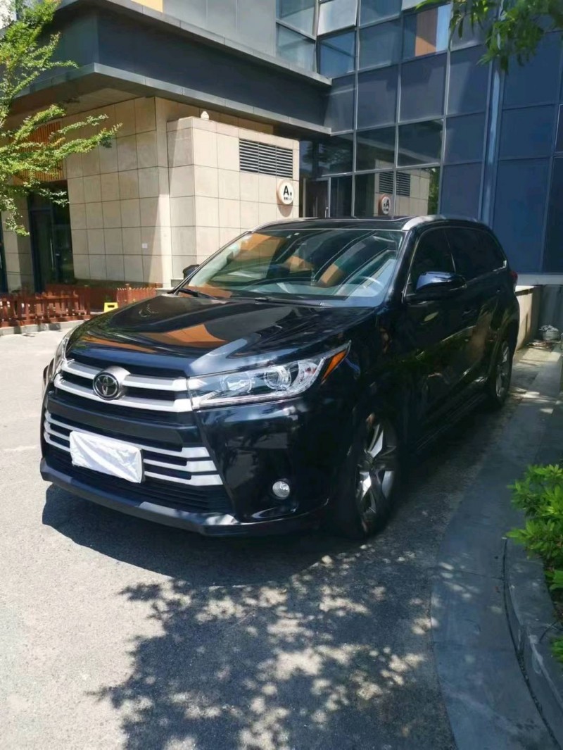 徐州19年丰田汉兰达2