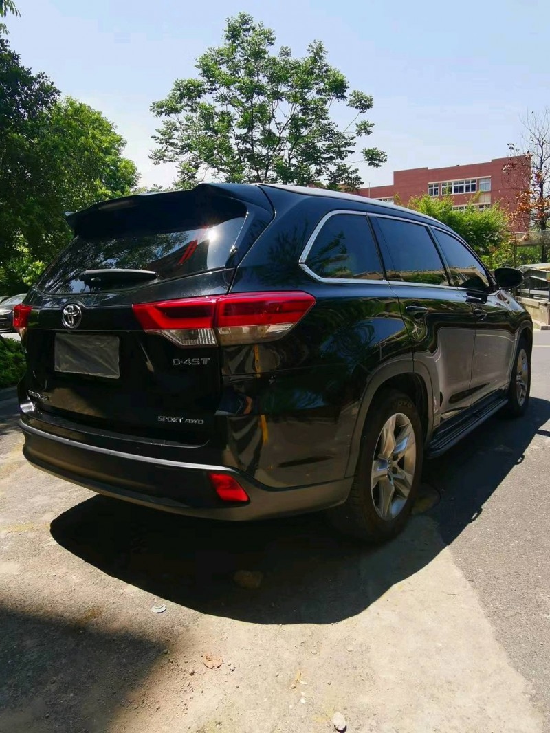 徐州19年丰田汉兰达7