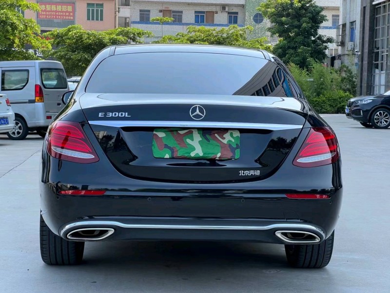东莞18年奔驰E9