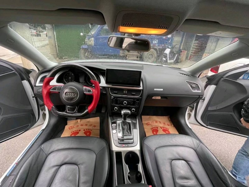 北京16年奥迪A58