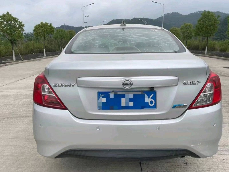 漳州16年日產陽光2