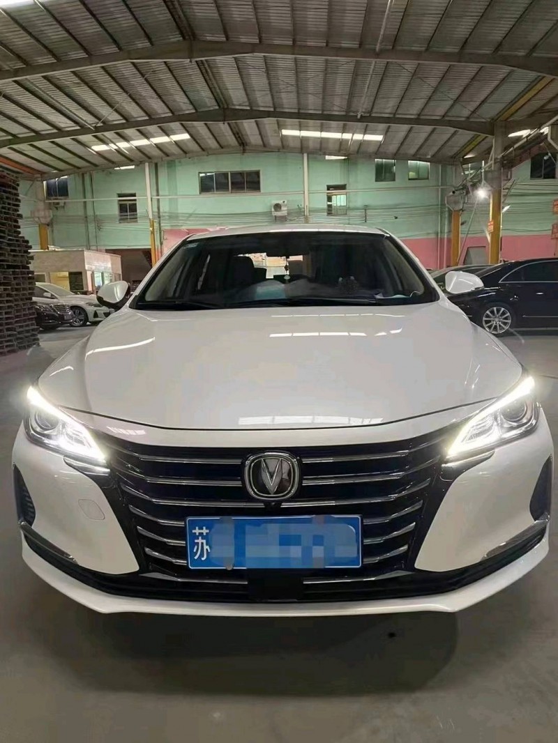 泉州20年長安汽車銳程CC2