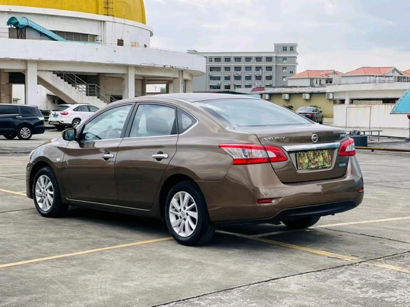 東莞14年日產軒逸7