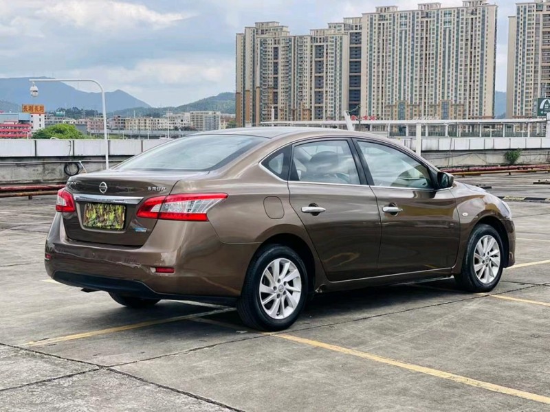 東莞14年日產軒逸8