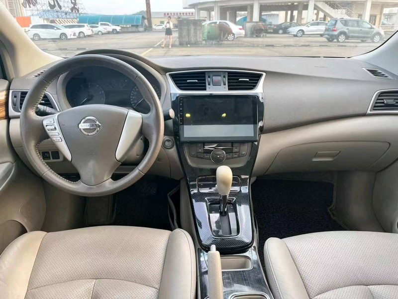 東莞15年日產軒逸5