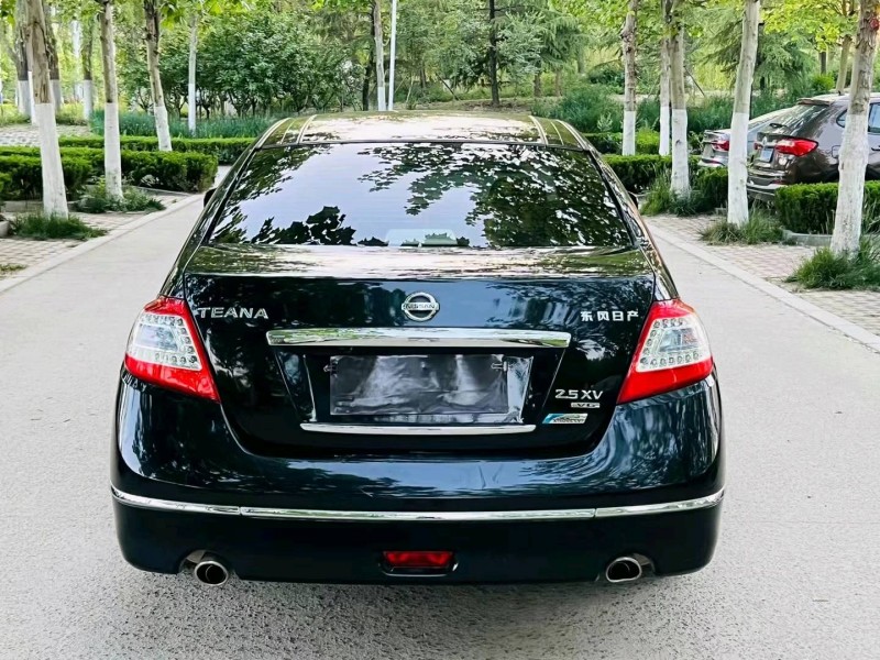 聊城15年日產天籟1