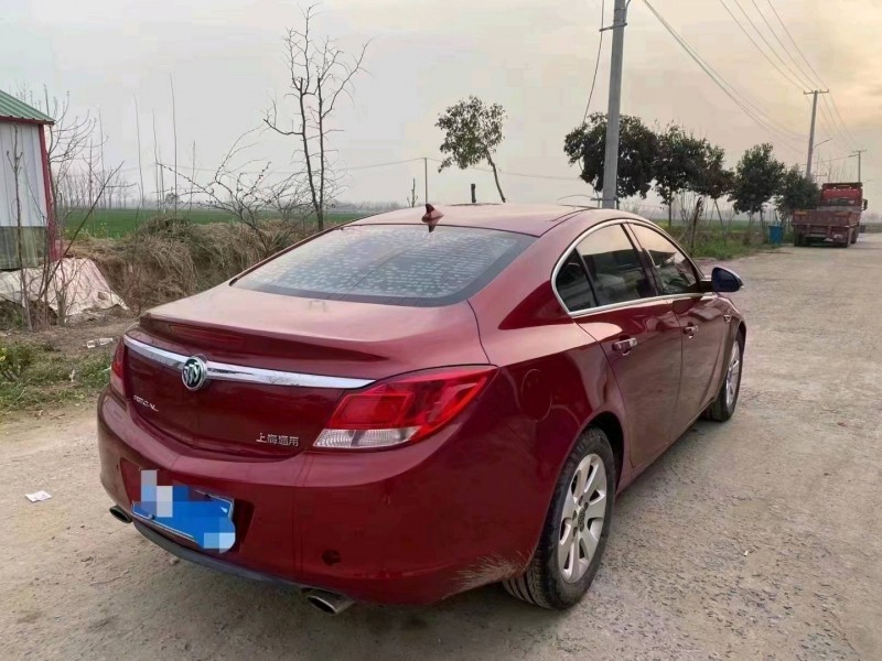 北京12年别克君威3