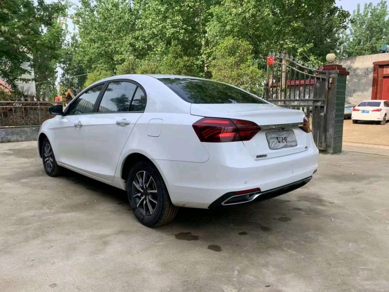 吉安20年吉利帝豪2