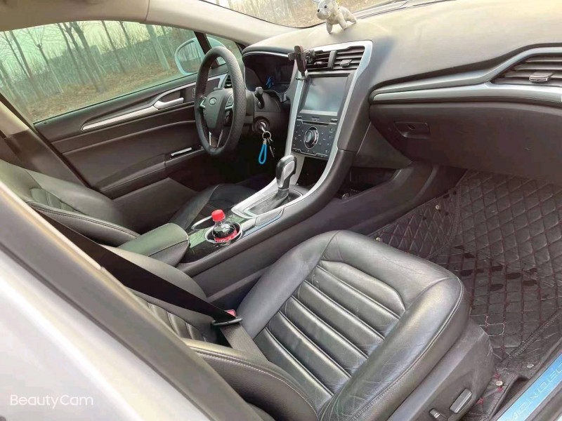 济宁16年福特蒙迪欧6