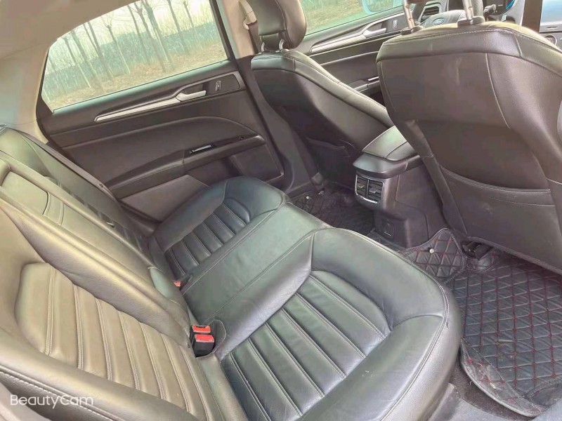 济宁16年福特蒙迪欧7