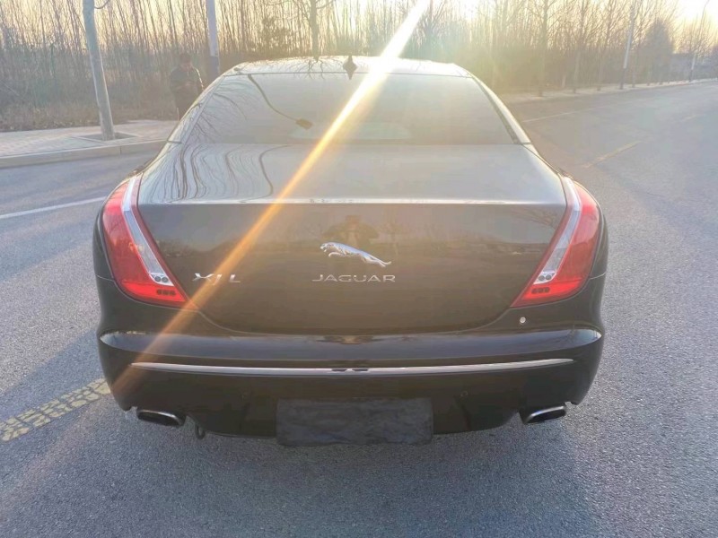 廊坊15年捷豹XJL9